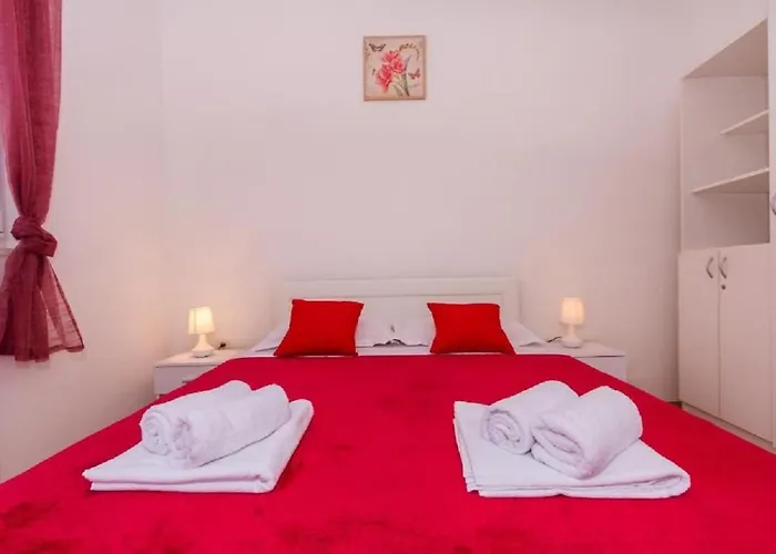 Apartment Andela 2Bdrs & Free Wifi