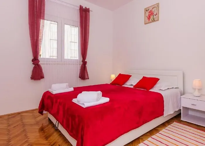 Apartment Andela 2Bdrs & Free Wifi