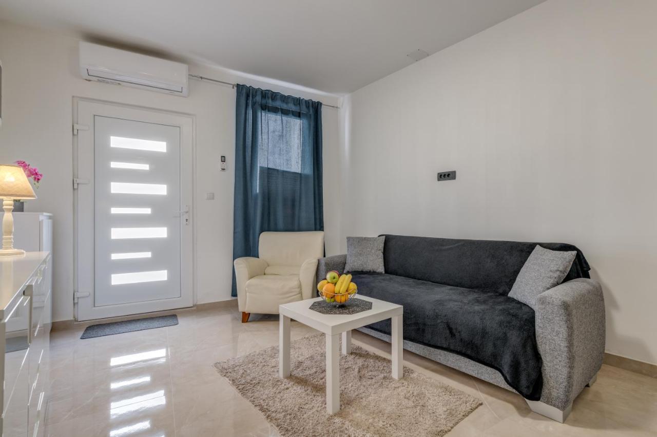 Andela 2bdrs & Free Wifi Appartement Split